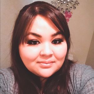 Meet your Posher, Isabel